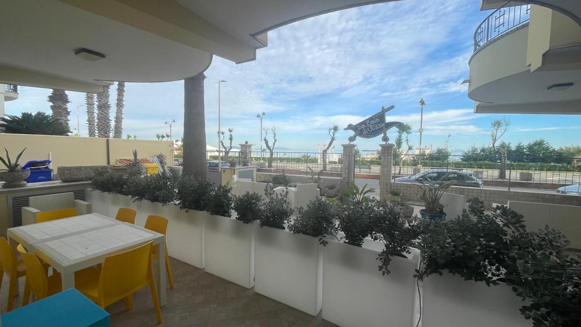 La Baia Di Ulisse Villa Venetico Exterior foto